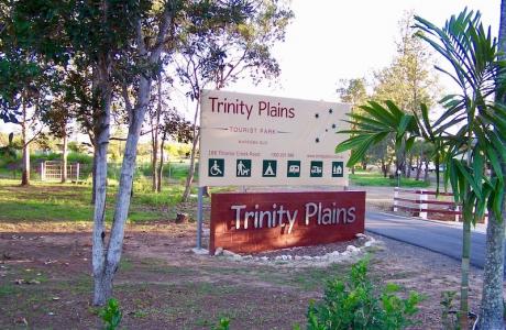 Kui Parks, Trinity Plains Tourist Park, Mareeba, Signage
