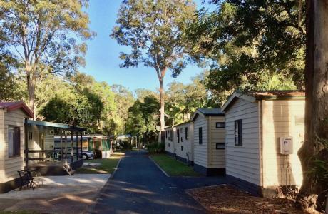 Kui Parks, Twin Dolphins Holiday Park, Tuncurry, Cabin